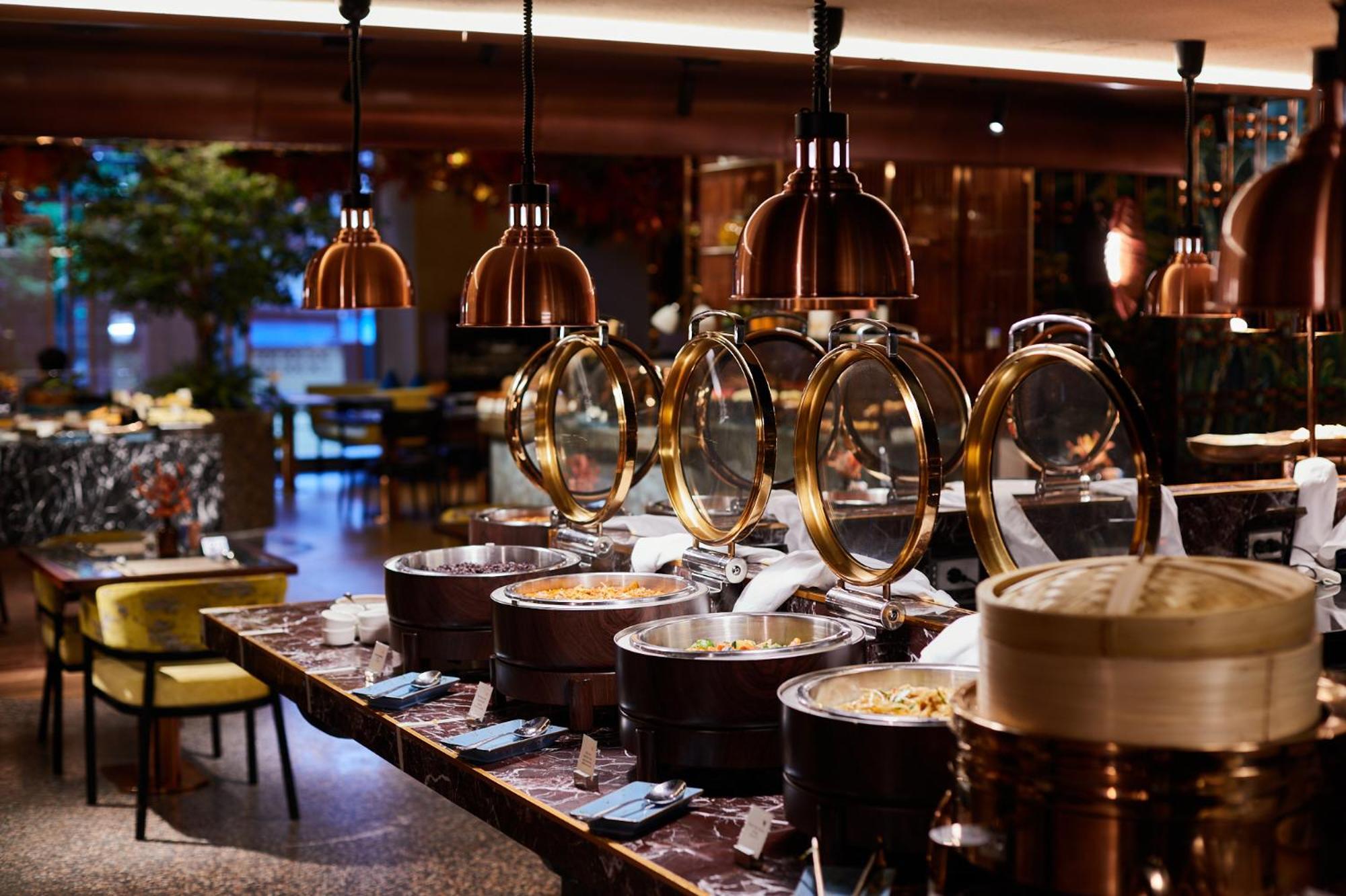 โรงแรม Valia 5*